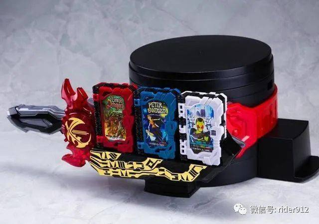 假面骑士saber腰带空壳腰带 史上最话痨的圣剑