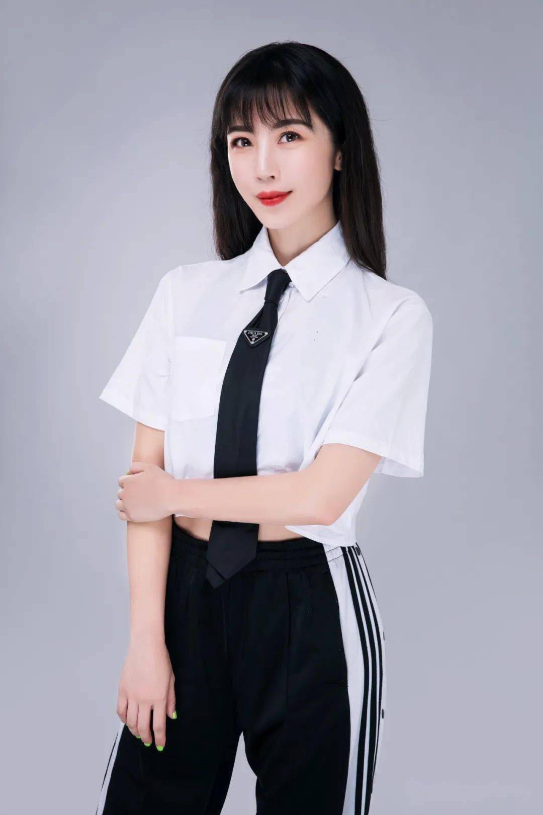 李若君老师上海音乐家协会儿童专业委员会理事中国儿童戏剧协会会员