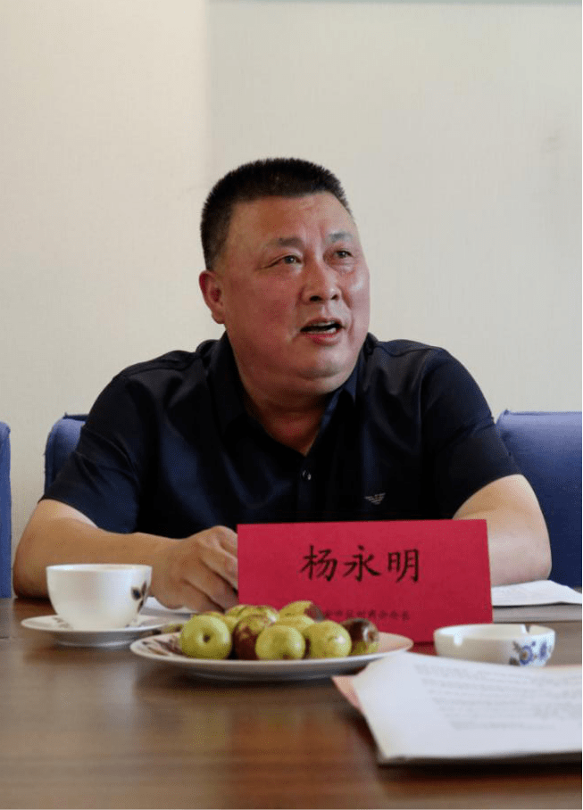 会上,陕西省浙江商会会长林贤乐介绍了当前浙江商会