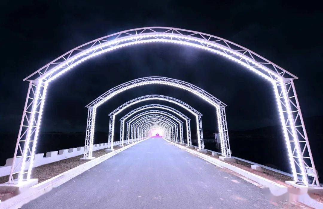 如梦如幻巢湖惊现最长时空隧道竟然就在这里