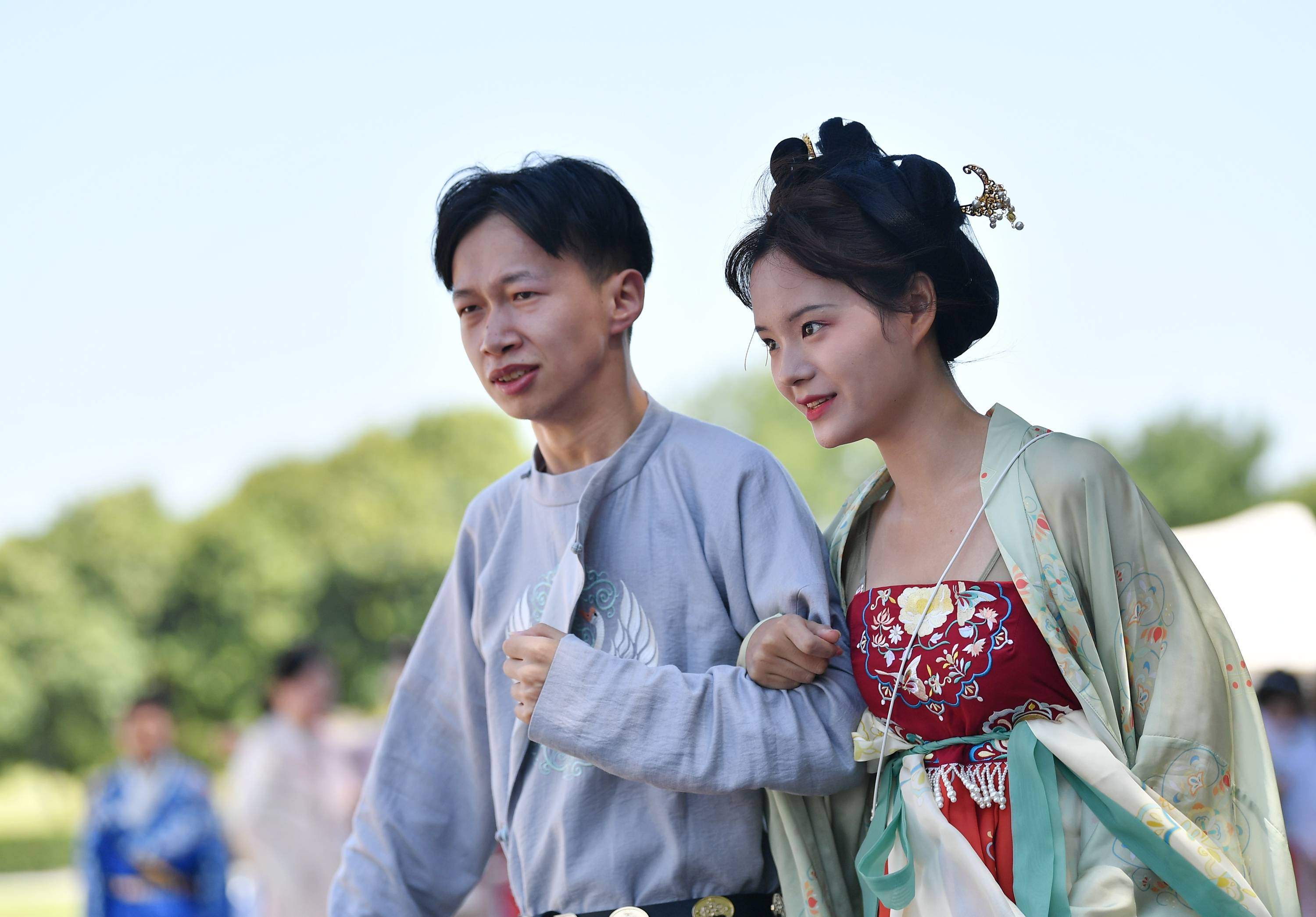 展示传统文化 共度七夕佳节