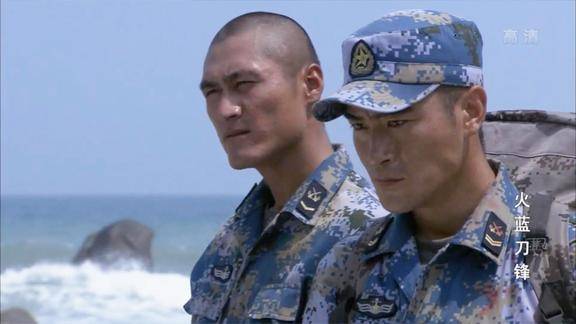 火蓝刀锋蒋小鱼一个眼神赵子武心领神会迅速打响廖勇信号枪