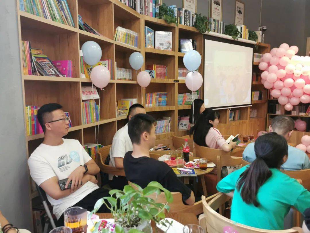以书会友|合川区举办七夕读书交友活动_手机搜狐网