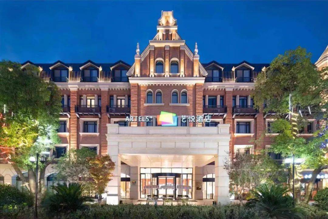 宝龙集团三十周年│酒店篇打造艺术酒店践行让空间有爱