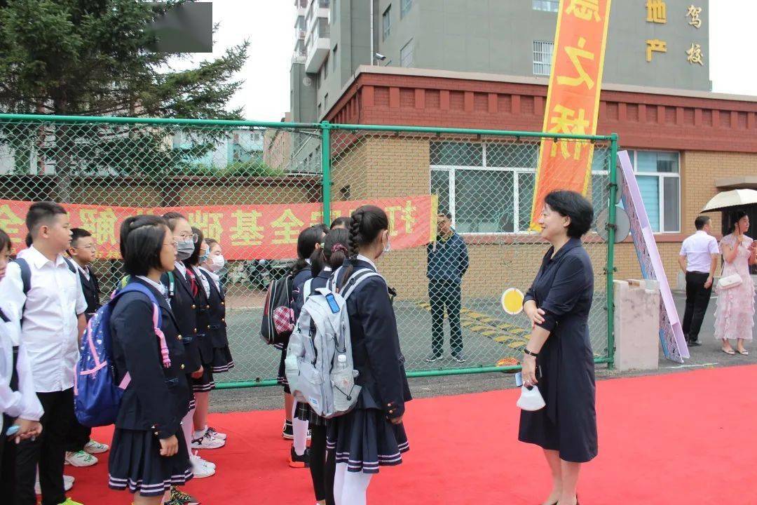 亚桥中学恒山校|家长眼中的迎新仪式