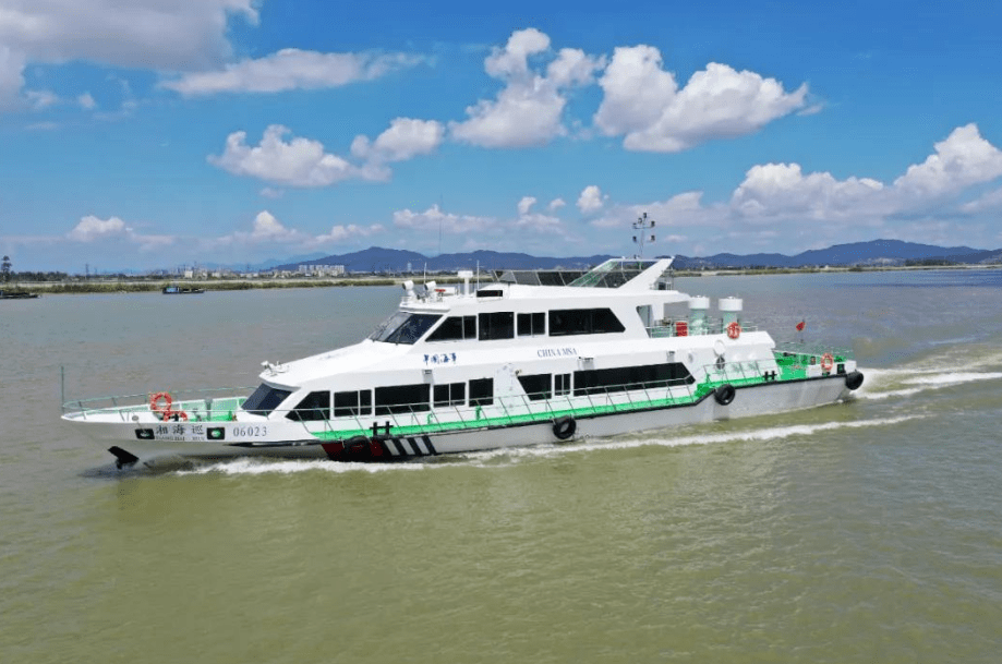 江龙船艇建造的常德市水运事务中心湘海巡06023海巡艇成功试航