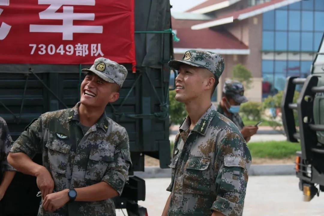 被洪水卷走的抗洪战士冒小驰出院才一天就去了这里