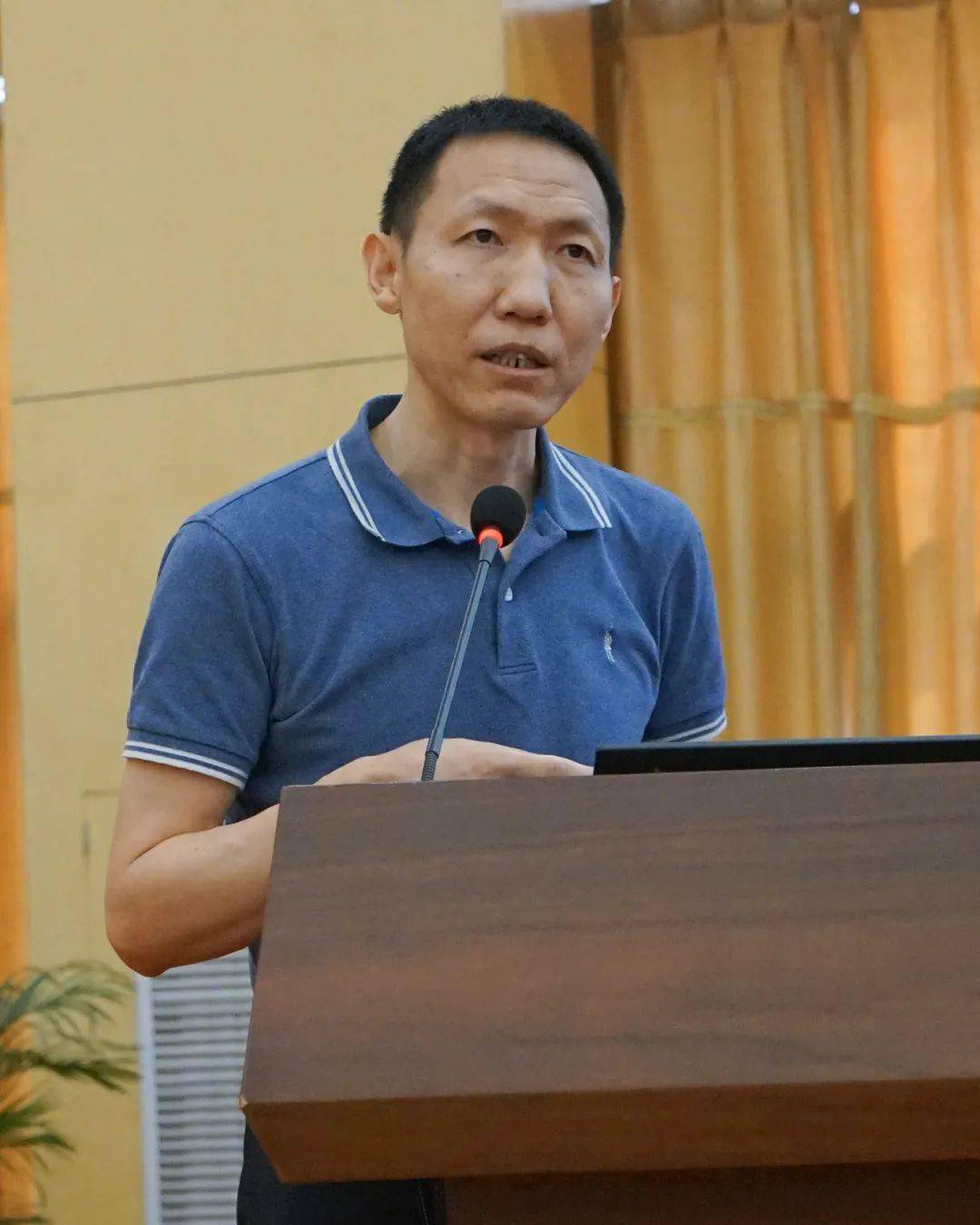 滑动查看更多领导讲话骆桂忠总经理从公司改革发展的深层思想问题入手