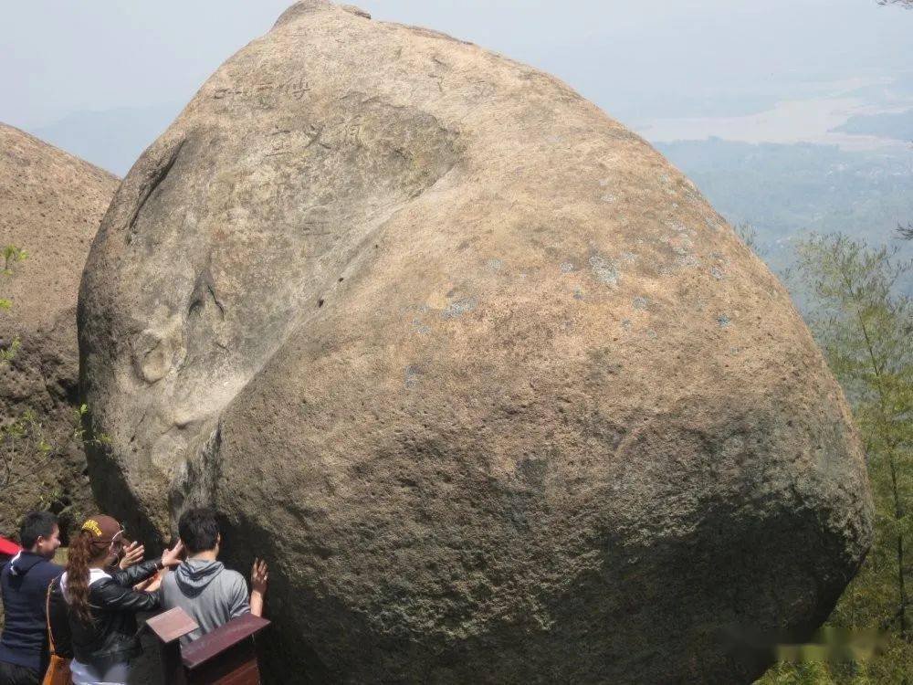 "宣"为人知,闻"蜂"而动|探秘石佛山·风动石_郎溪