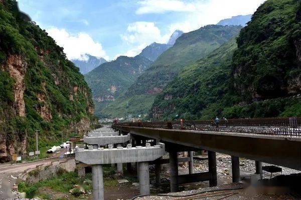 都香高速昭金段a8合同段建设环保两不误