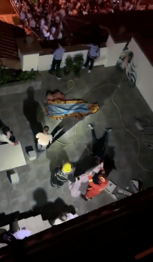 痛心开学首日镇江一名15岁少年坠楼身亡现场惨烈