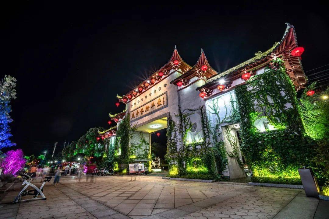 承接草坪婚礼观秀茶吧惬意品茗 赏水幕电影欣赏灯光秀,小型演艺表演