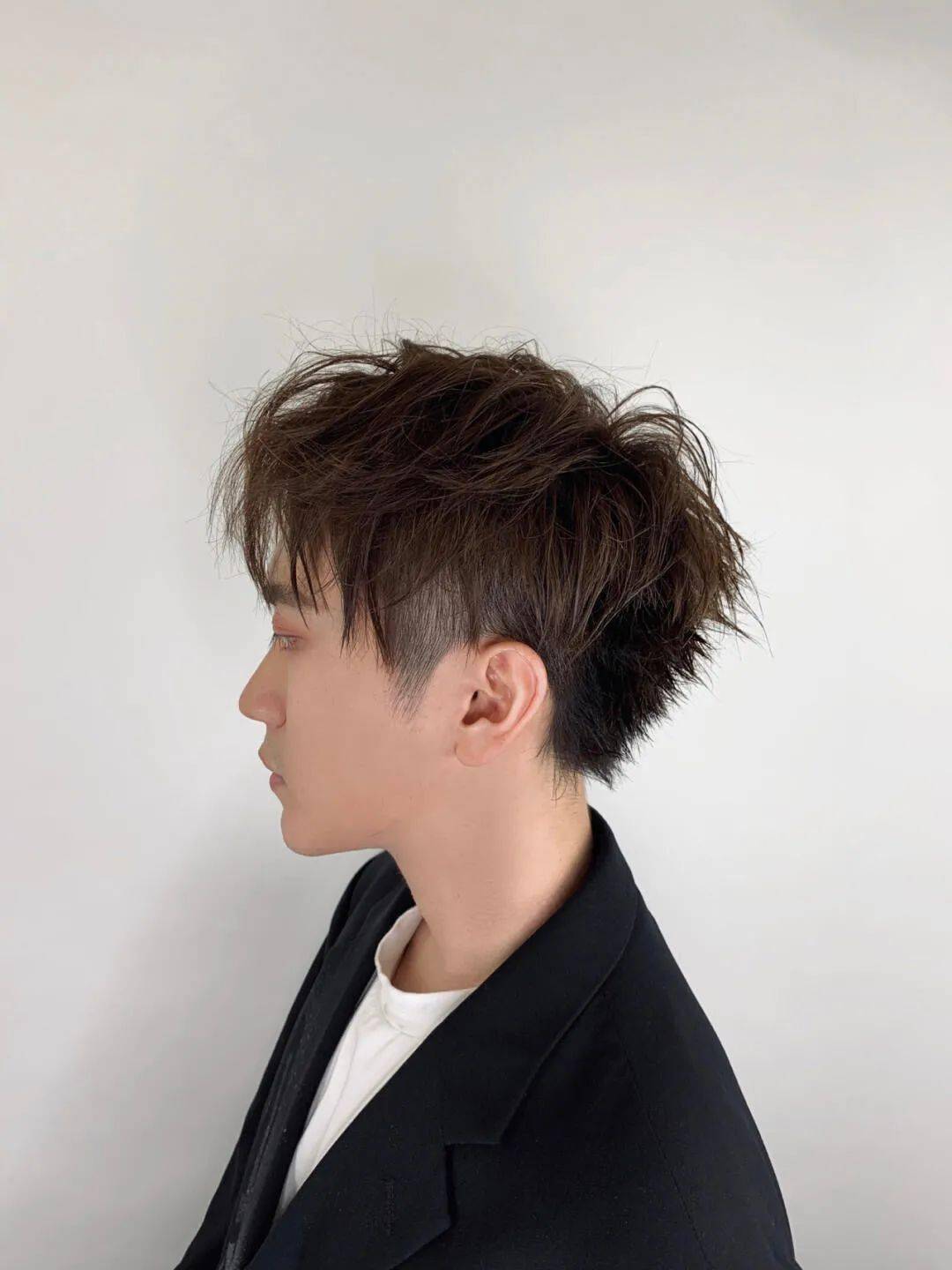 这么好看的男生发型不留好可惜!_手机搜狐网