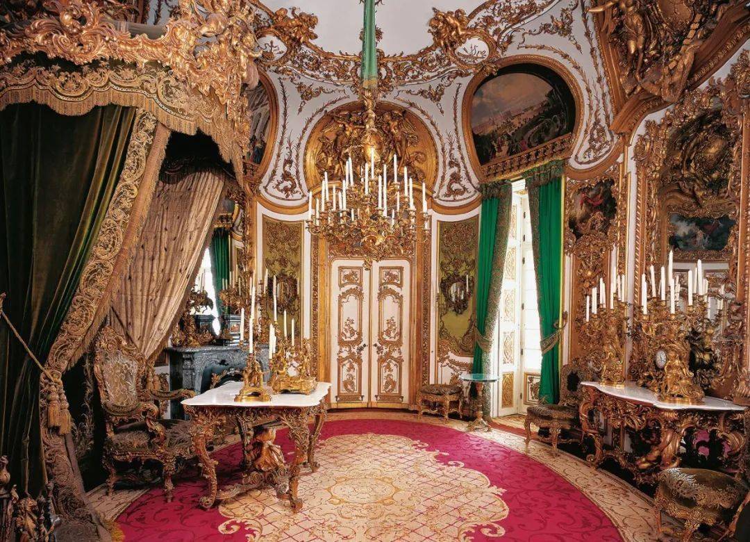 你爱路二还是爱他的宫殿