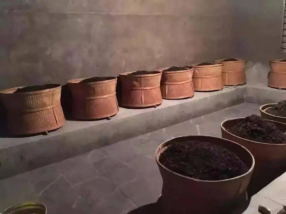 烘焙是乌龙茶的最后一道工序.