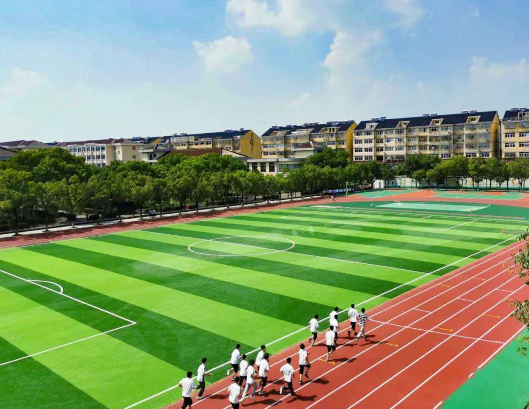 总投入近8000万元!全区48所学校"新面貌"亮相