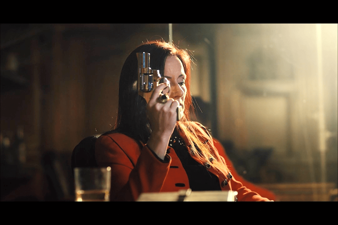 准备尖叫吧体会过山车般的悬疑力作继看不见的客人后又一国宝级高分