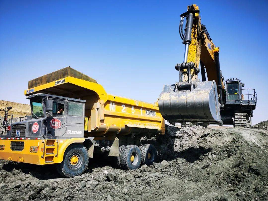 补单百台徐工近亿元xdm80矿车北上闯关东