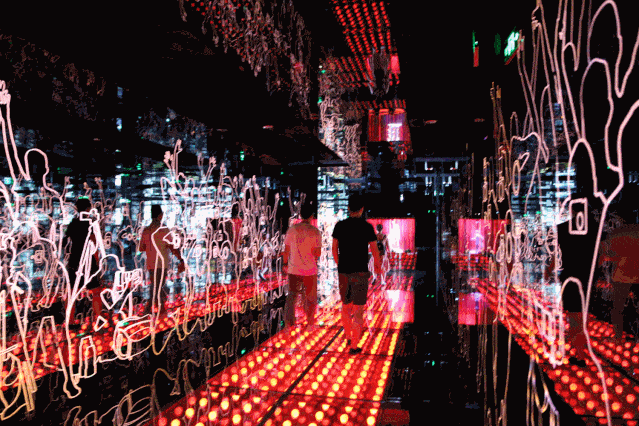 以及让你身临其境的vr体验,让大家度过