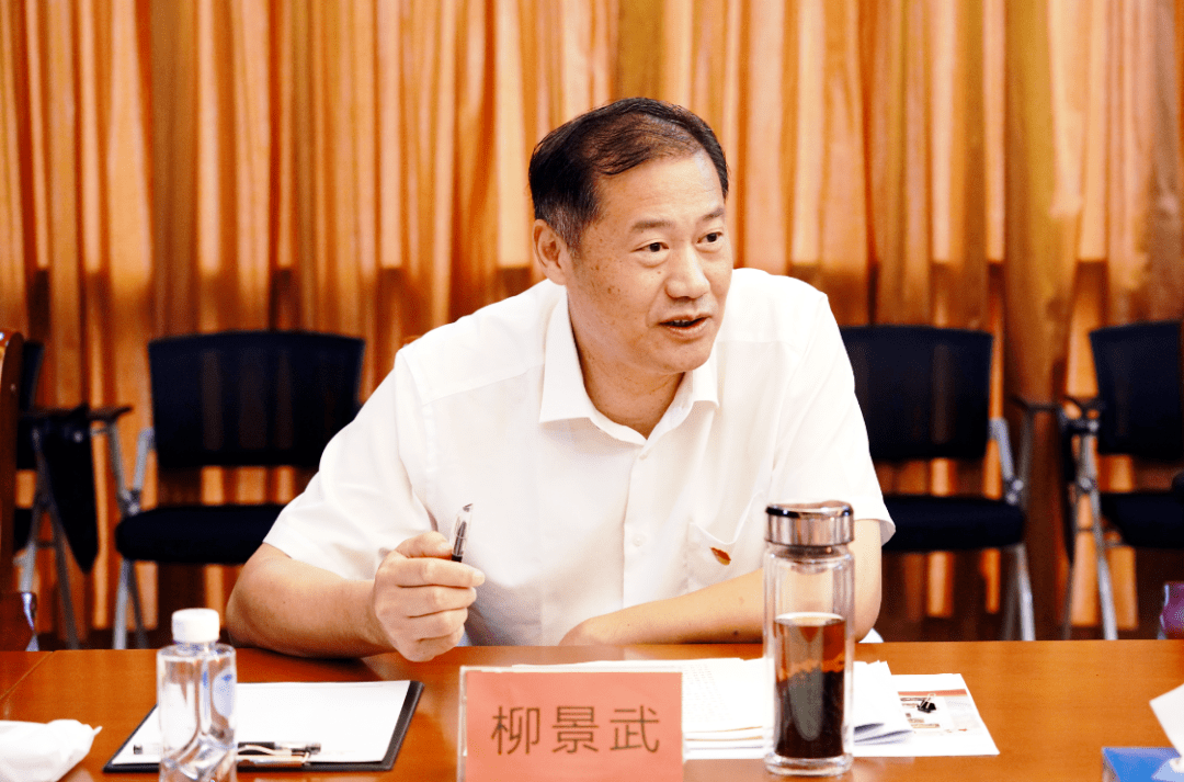 柳景武调研我市在京流动党员党组织