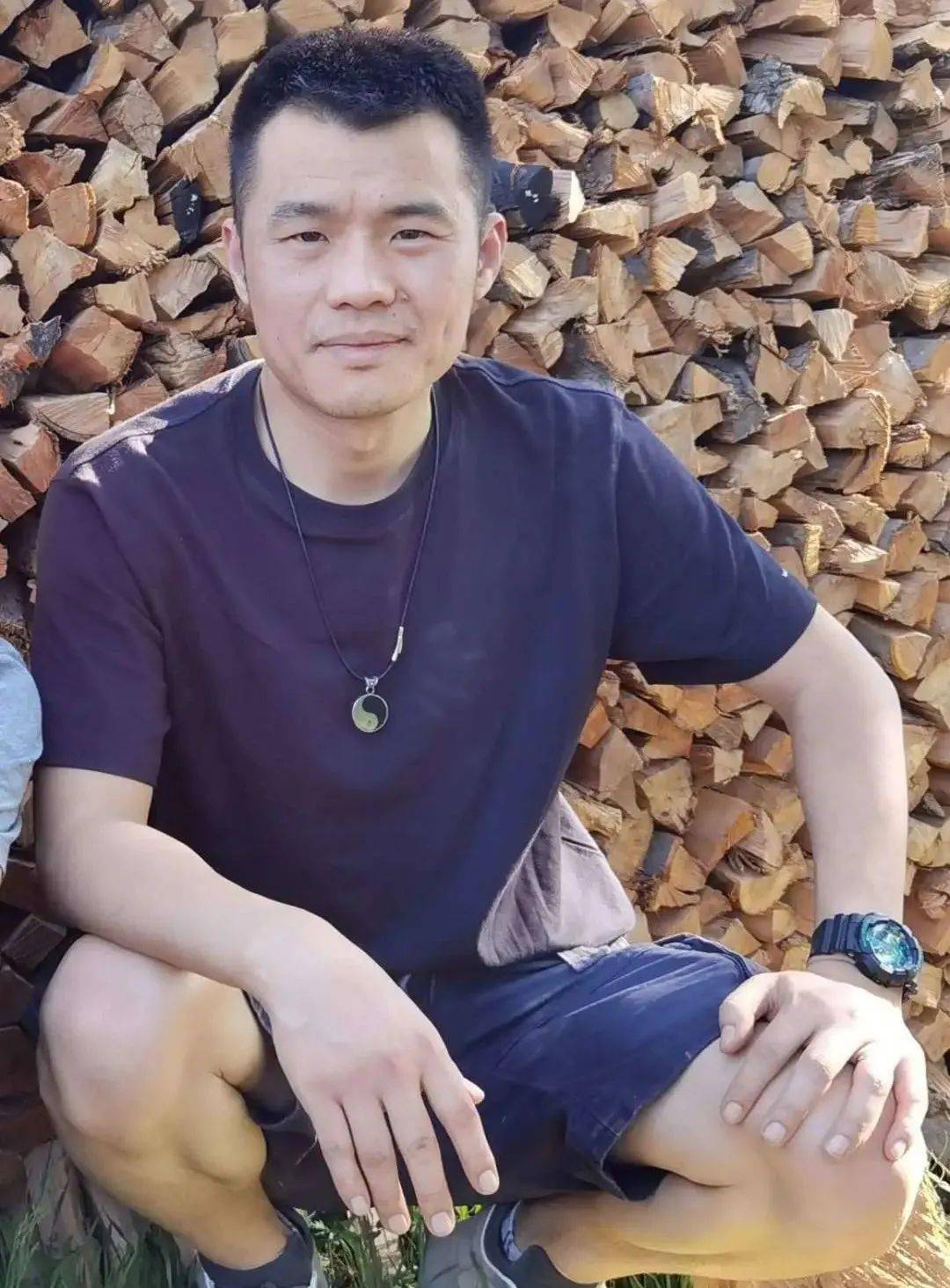 飞行教员程辉感谢三位教员长久以来的带飞教导传授经验使我每次