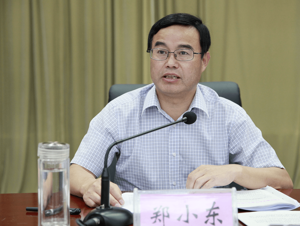 市人大常委会副主任,县委书记郑小东出席会议并讲话,他指出,我县已经