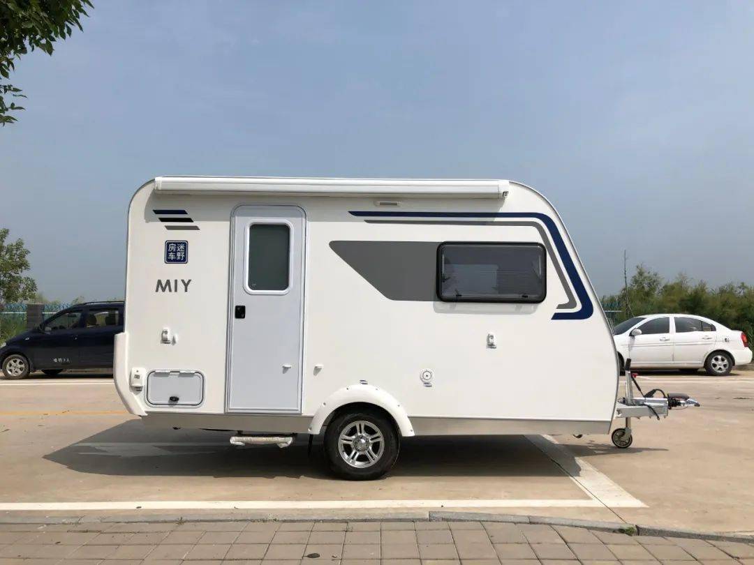 105北京房车展用超萌的迷野420拖挂房车打开你的房车时代