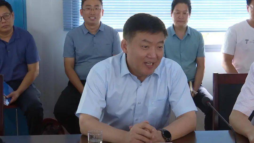 张佃虎指出,天元集团作为沂蒙功勋企业,为莒南县的城市建设作出了积极