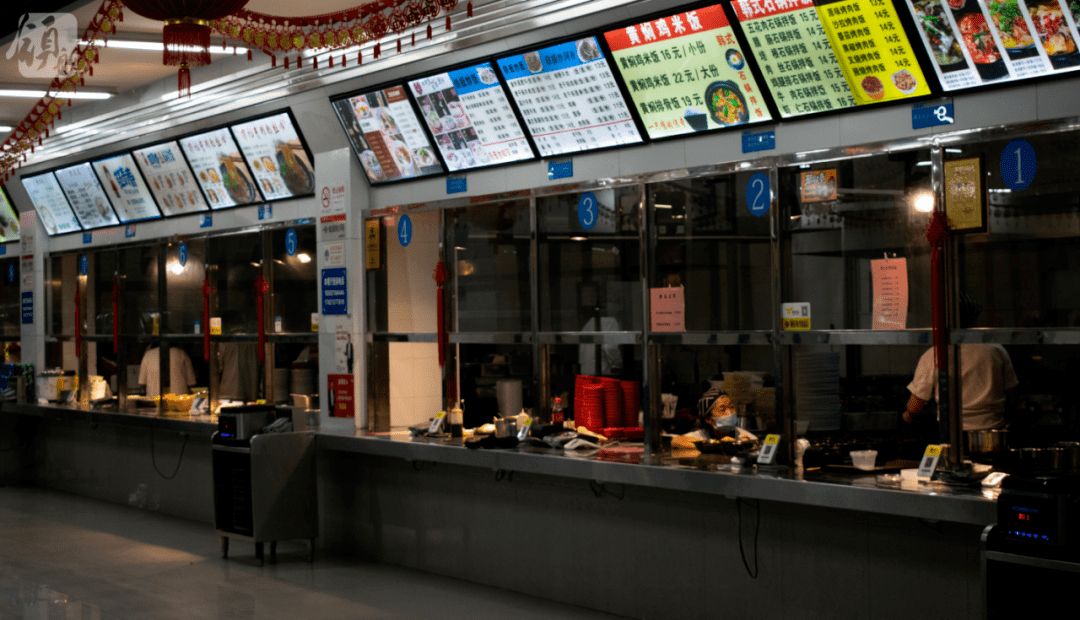 就在今天,上海海事大学拍了拍你!