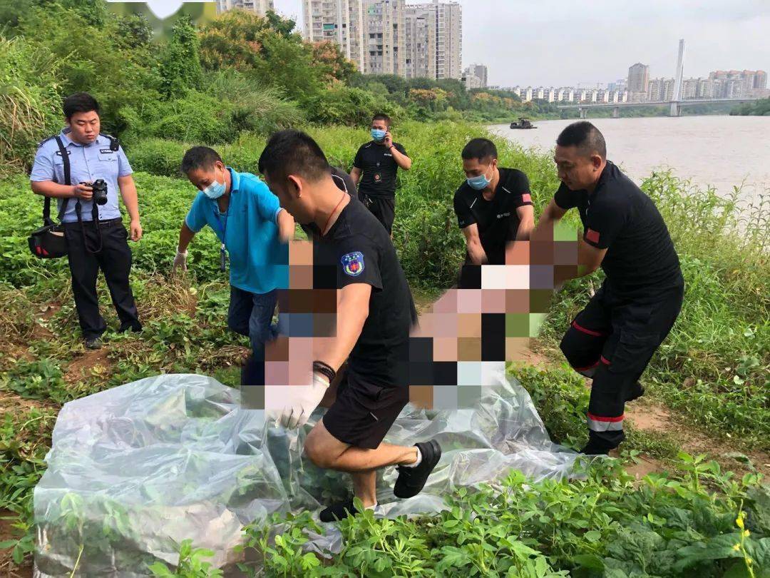 赣州这一桥下打捞上一具无名男尸!