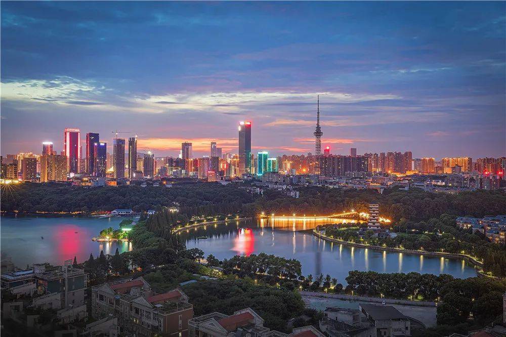 最美夜星城打卡夜景图出炉不输任何大城市一