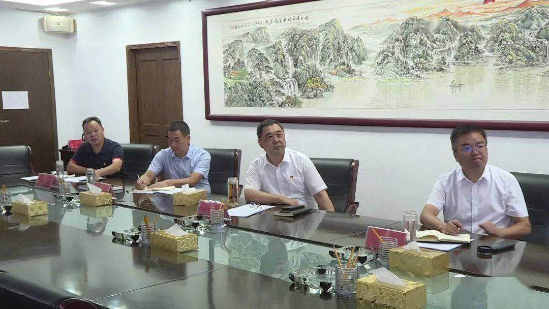 县领导王玉杰,陈俊光,赵灵伟参加汇报会.返回搜狐,查看更多