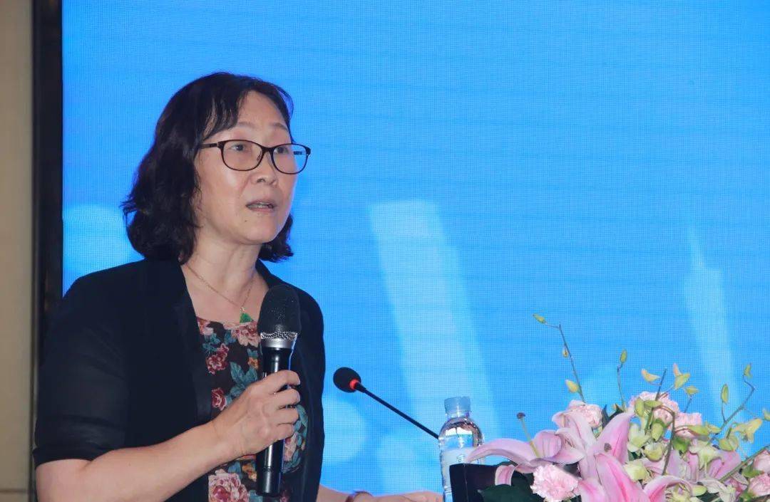 南方医科大学南方医院风湿病诊疗中心主任李娟作为医联体副理事长单位