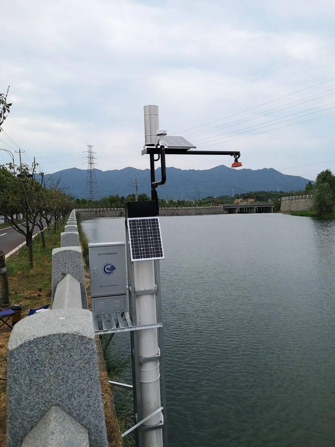 333忠诚护卫绿水青山市水文水资源监测中心党支部奋力推进水文防汛51