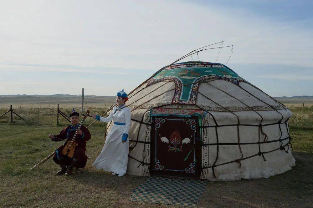 草原上的乌兰牧骑