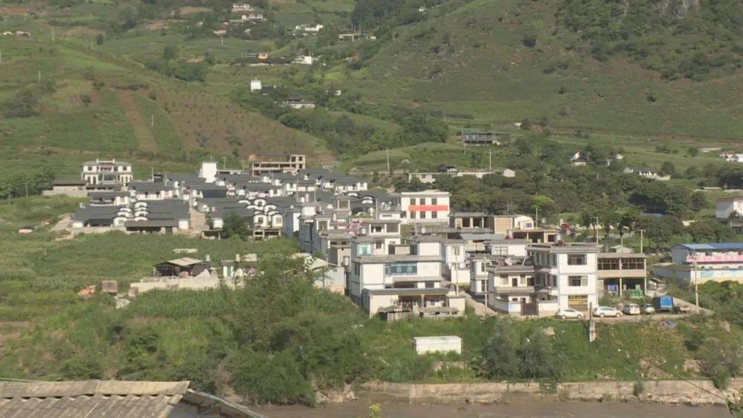 900多人挪穷窝今天的云龙民建乡今非昔比