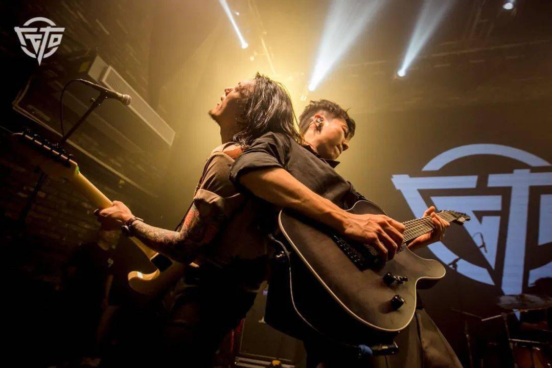 [左右乐队]无边界——跳出角色,做你自己