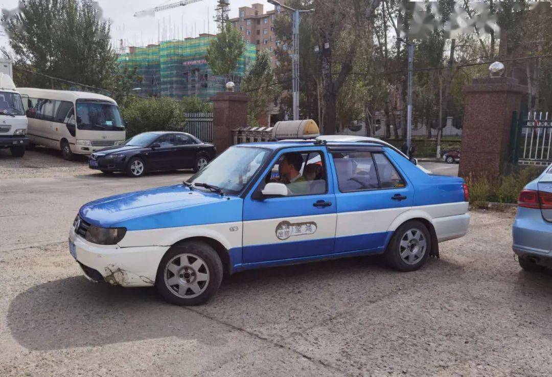 【双鸭山好网民】这个"的哥"不简单 新闻观察有绝招_宝清