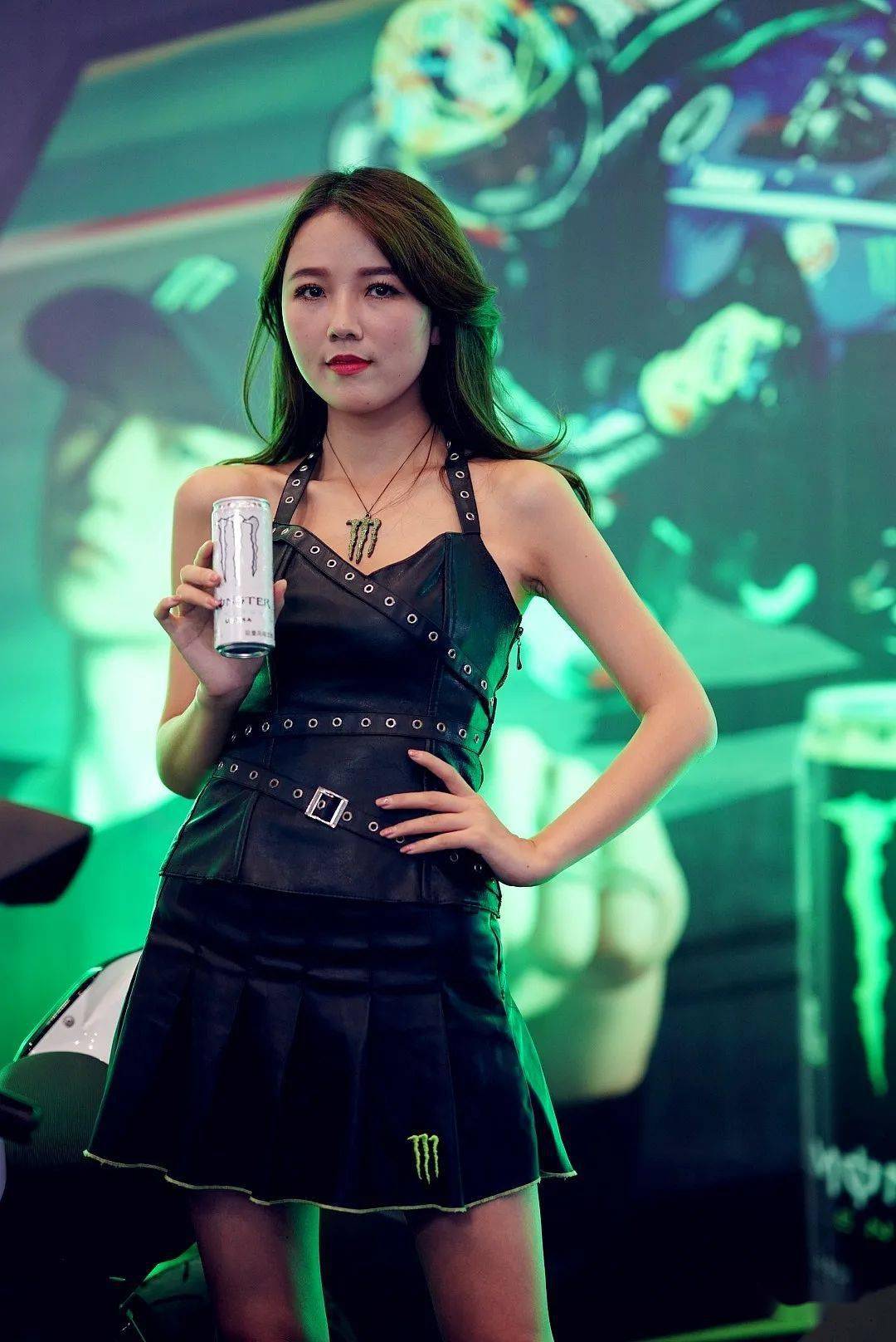 重庆摩博会美女如云敬请欣赏