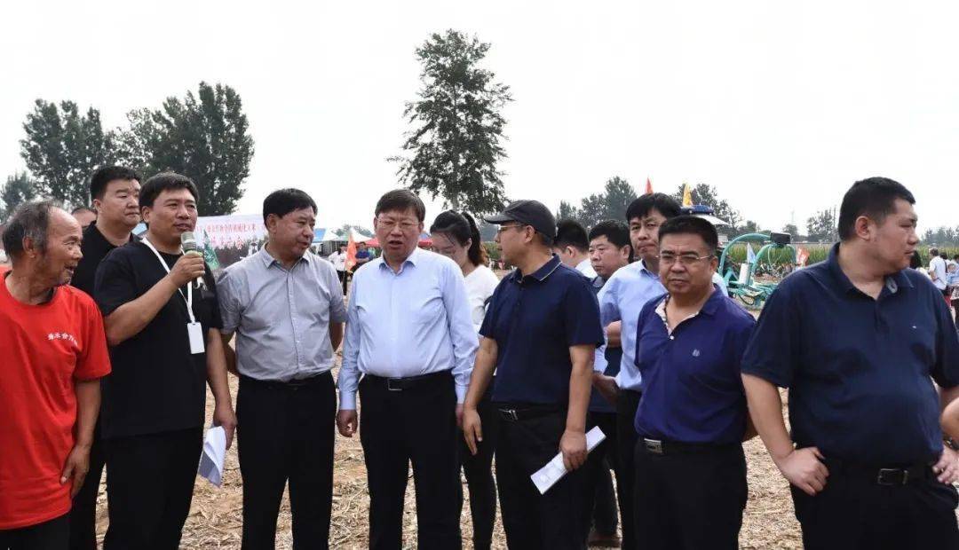 行唐县2020年主要农作物全程机械化玉米(青贮)现场演示会成功召开