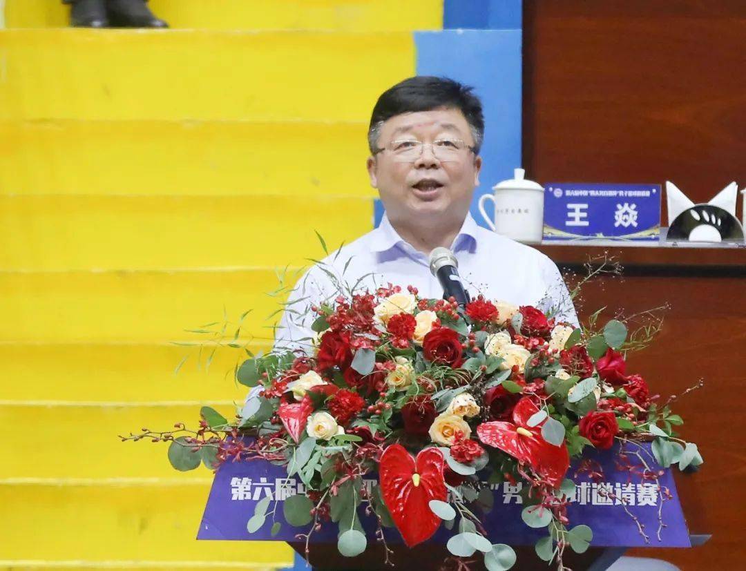 四大名酒高层携篮球队聚茅台众大牌赤水河畔聊竞合说文化