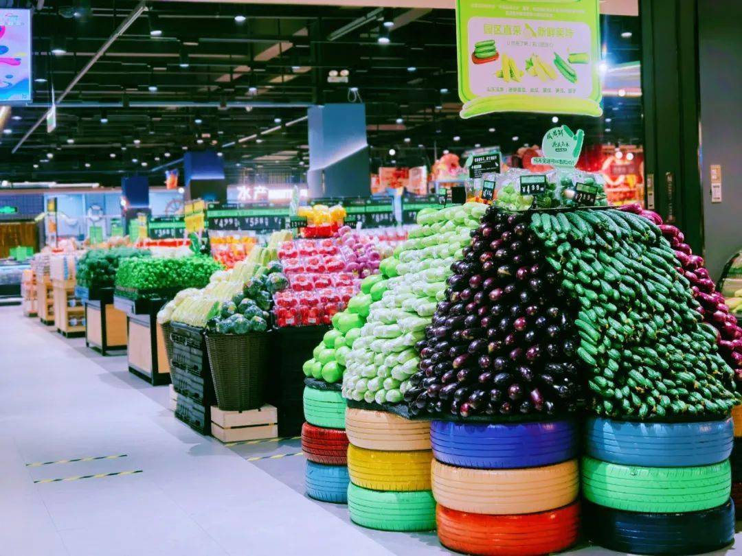 金凯购物广场中百仓储开业现场陈列展示,标准挺高!