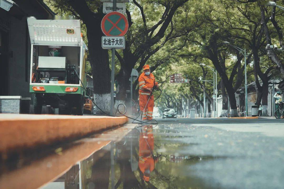 秸秆变能源△环保小卫士△ 低碳出行