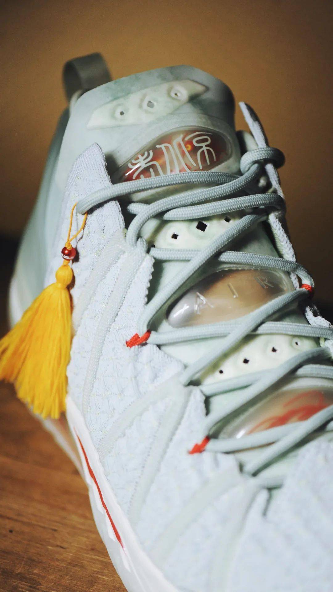 紫禁重器nikelebronxviiiepempirejadesoar新品预览