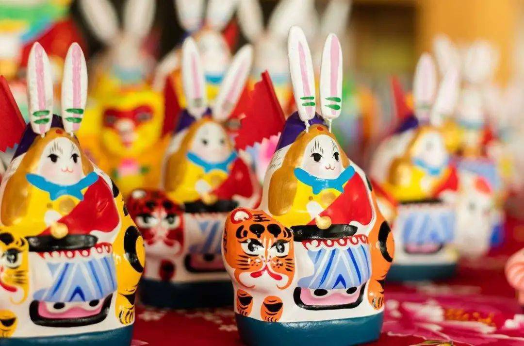 《月满中秋 情暖万寿》——泥彩塑老北京兔爷非遗文化体验