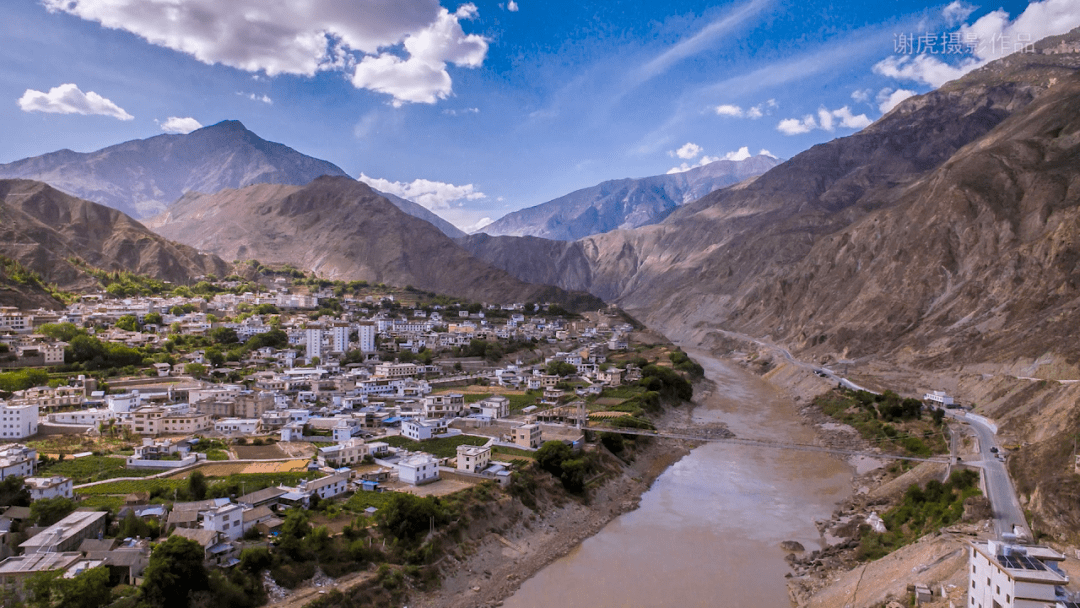 93 得荣县城 93青羊区妇幼保健院的儿科医生余杨