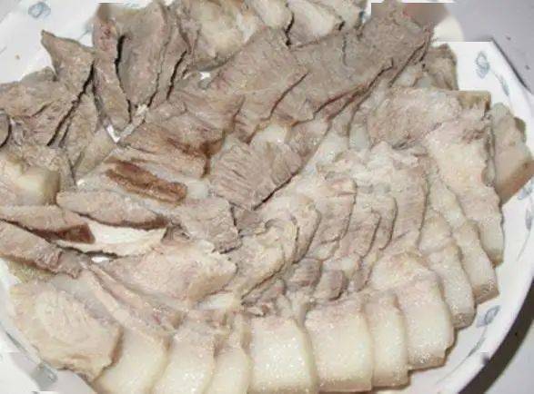 清朝皇帝喜欢赏赐肥猪肉大臣苦不堪言各有妙招纪晓岚来者不拒