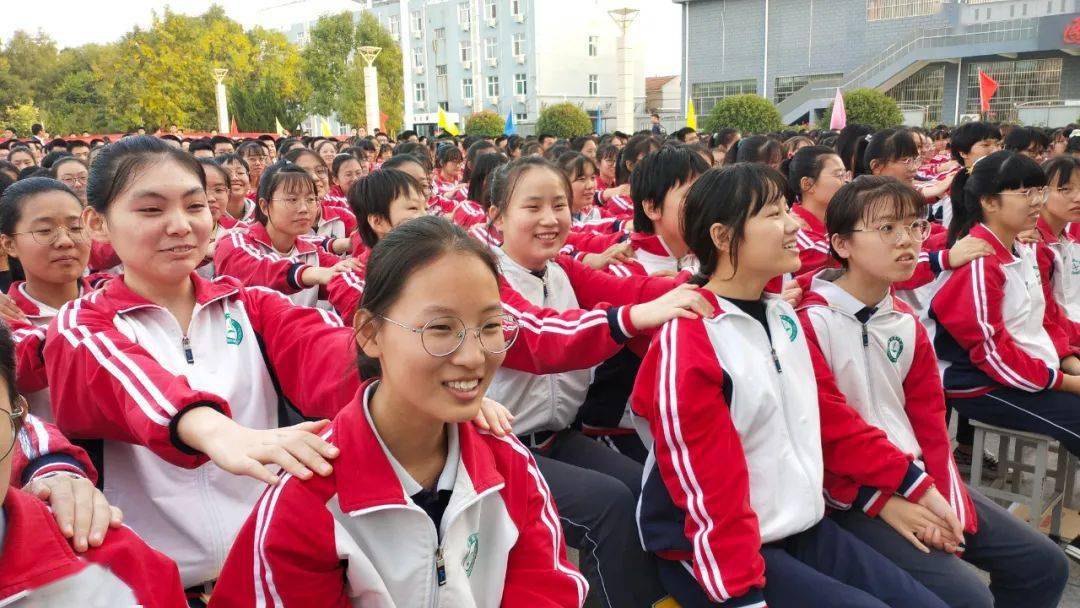 威县第一中学举行2021年高考动员大会