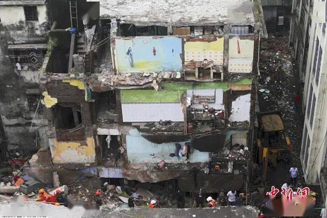 建筑坍塌这样自救!