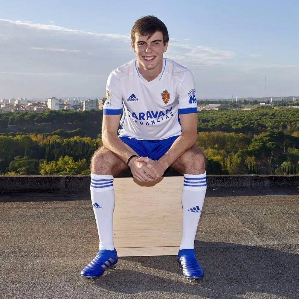 萨拉戈萨202021赛季主客场球衣发布